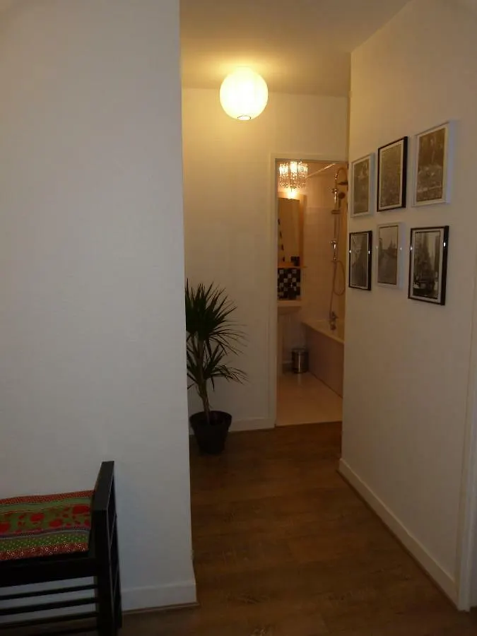 Apartment 33 Curial